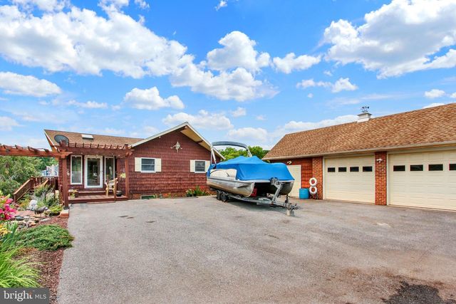 344 HERITAGE DR, Gettysburg, PA 17325