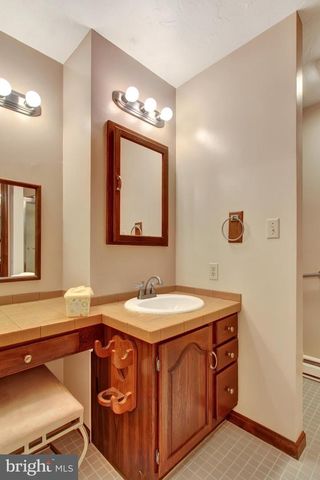 344 HERITAGE DR, Gettysburg, PA 17325