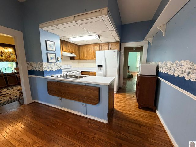 1307 W Broadway Street, Mayfield, KY 42066