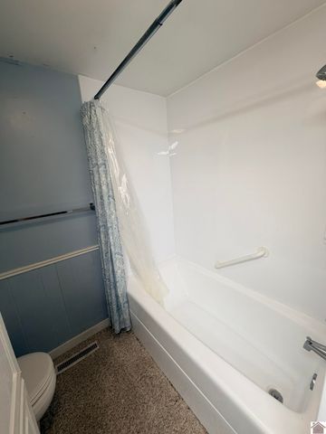 1307 W Broadway Street, Mayfield, KY 42066