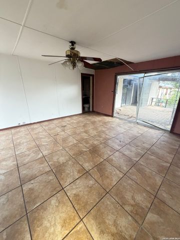 610 BROOKVIEW DR, San Antonio, TX 78213