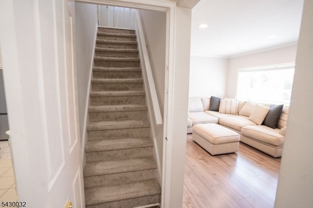 241 Coupe Pl, North Arlington Boro, NJ 07031