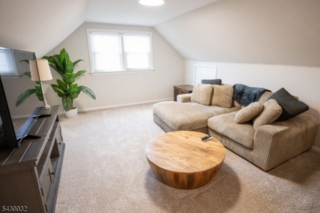 241 Coupe Pl, North Arlington Boro, NJ 07031