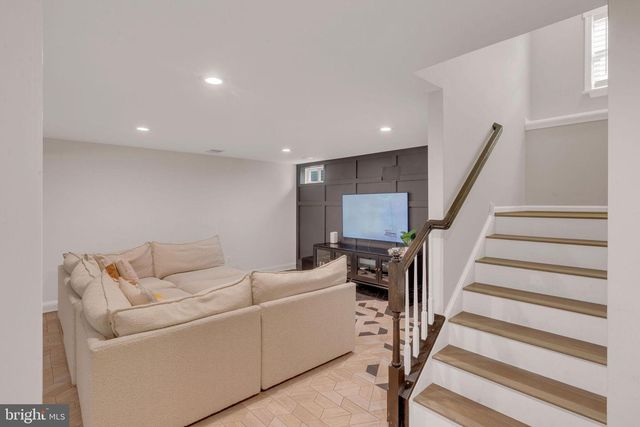 3914 SALOME RD, Doylestown, PA 18902