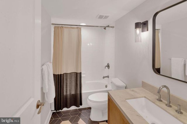 3914 SALOME RD, Doylestown, PA 18902
