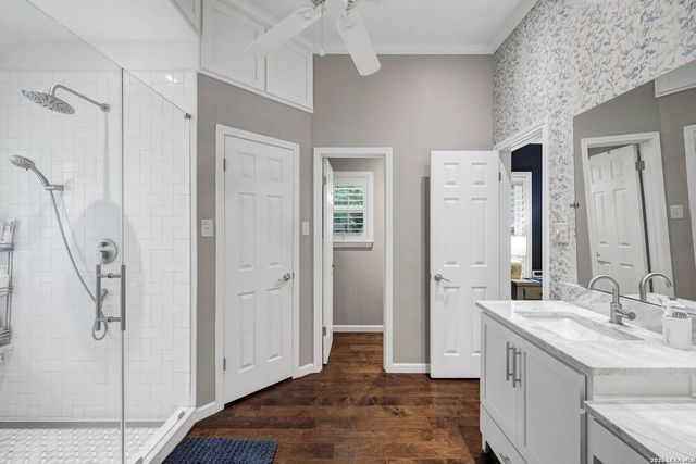 9207 Bigbury, San Antonio, TX 78254