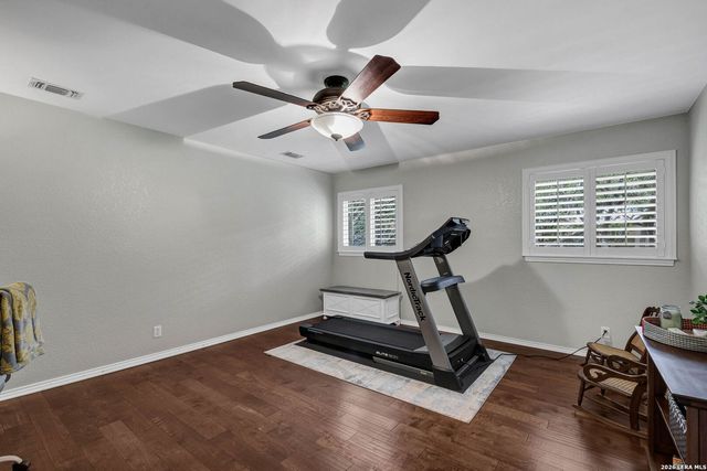 9207 Bigbury, San Antonio, TX 78254