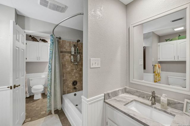 9207 Bigbury, San Antonio, TX 78254