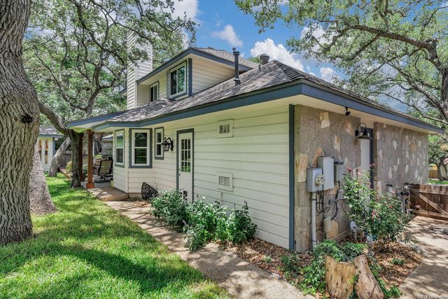 9207 Bigbury, San Antonio, TX 78254