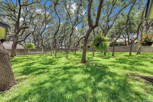 9207 Bigbury, San Antonio, TX 78254
