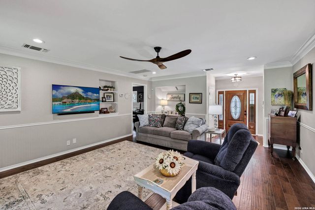 9207 Bigbury, San Antonio, TX 78254