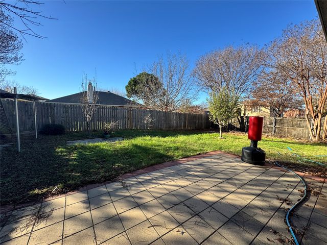 3202 Cliff Oaks Drive, Corinth, TX 76210