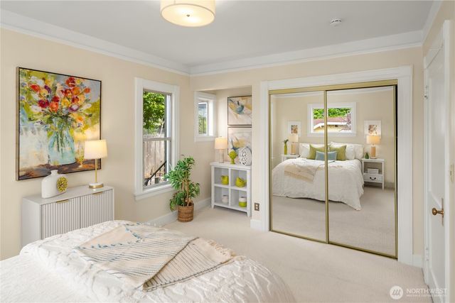 1716 N 43rd Street, Seattle, WA 98103