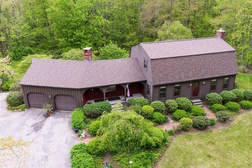4 Thayer Rd, Monson, MA 01057