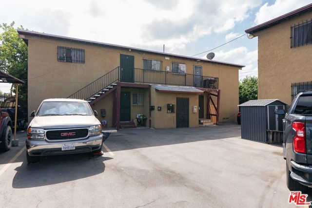 9234 Graham Avenue, Los Angeles, CA 90002