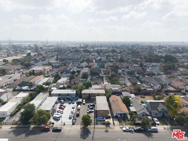 9234 Graham Avenue, Los Angeles, CA 90002