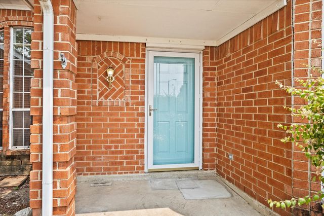 2416 Liles Lane, Mesquite, TX 75181