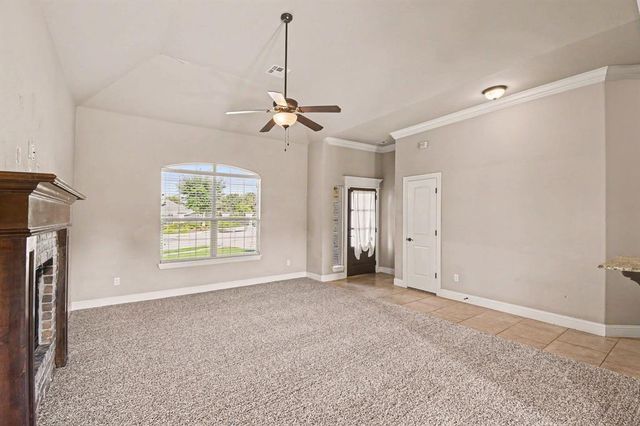 2132 Newbrook Drive, Edmond, OK 73003