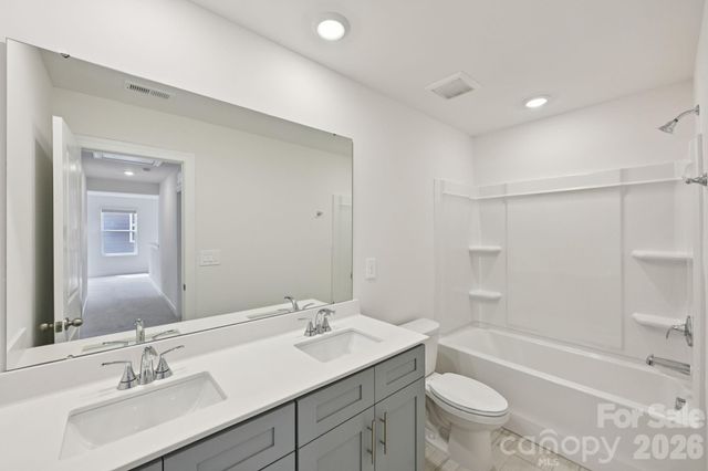 2052 Sunflower Circle, Newton, NC 28658