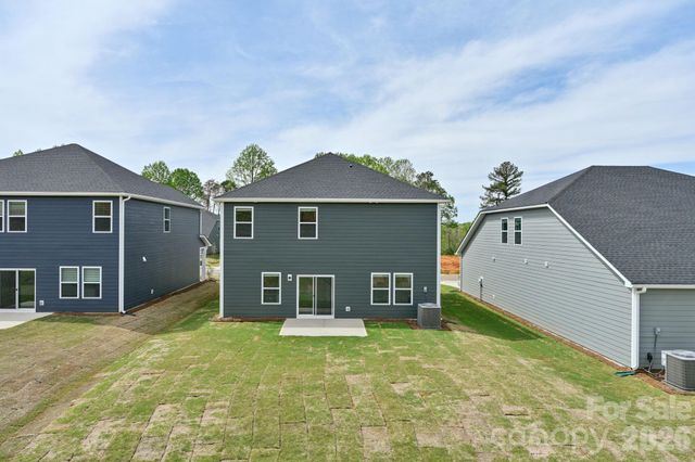 2052 Sunflower Circle, Newton, NC 28658