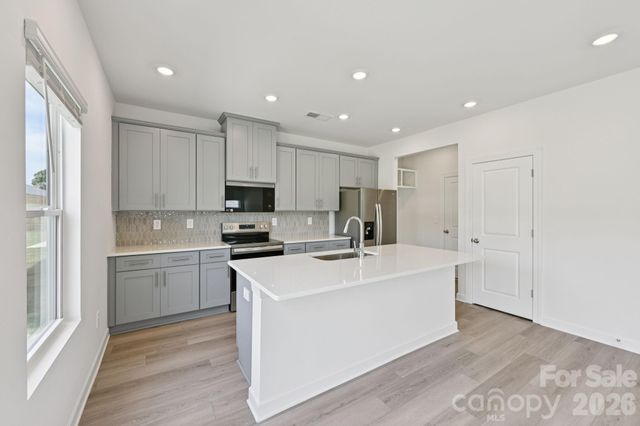 2052 Sunflower Circle, Newton, NC 28658