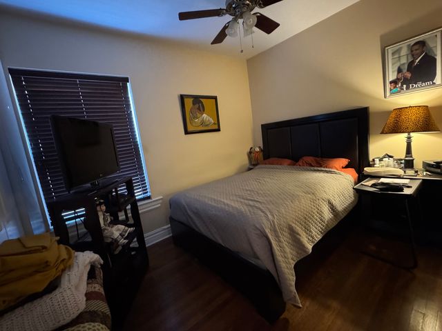 7249 S Calumet Avenue, Chicago, IL 60619