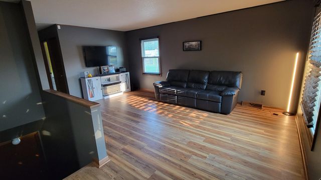 512 Faircrest Avenue Nw, City Of Walker, MI 49534