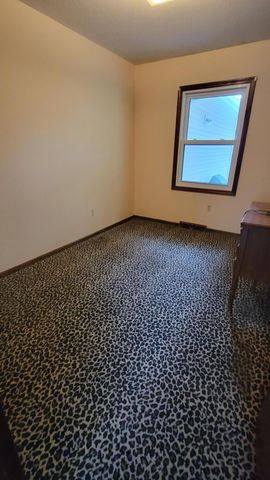 512 Faircrest Avenue Nw, City Of Walker, MI 49534