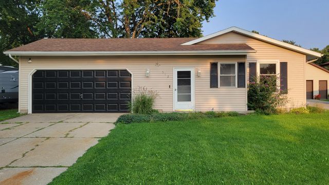 512 Faircrest Avenue Nw, City Of Walker, MI 49534