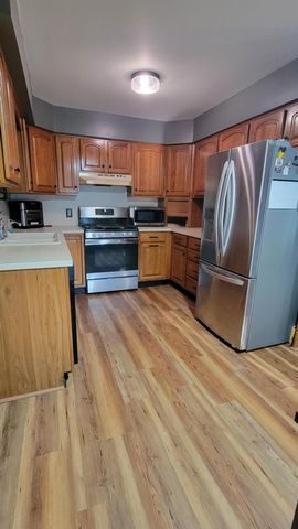 512 Faircrest Avenue Nw, City Of Walker, MI 49534