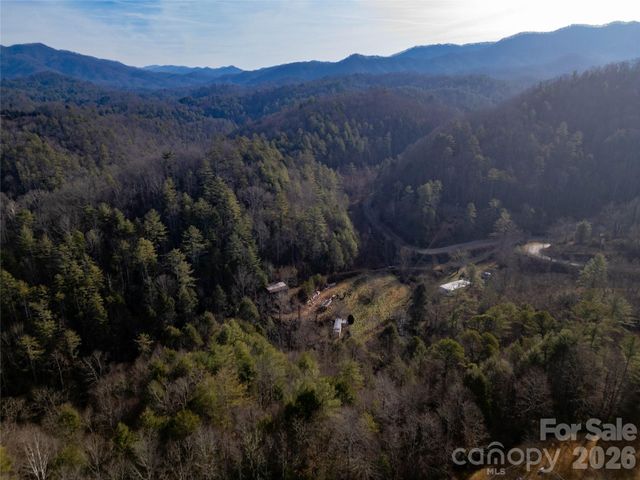 1573 Revere Road, Marshall, NC 28753