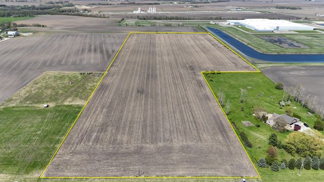 00 1500 North Avenue, Peru, IL 61354