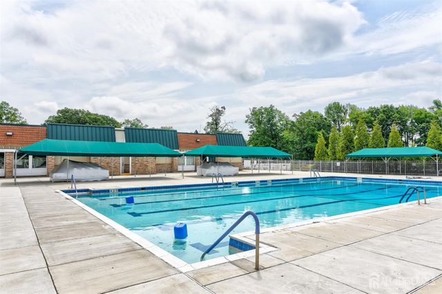 368 Metuchen Drive C, Monroe, NJ 08831