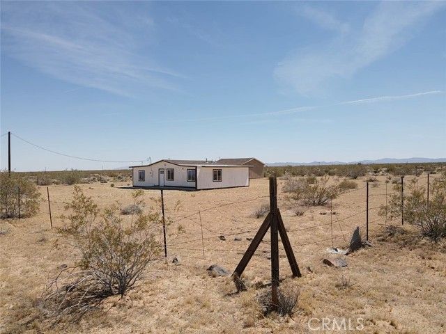 60033 Sespe, Landers, CA 92285