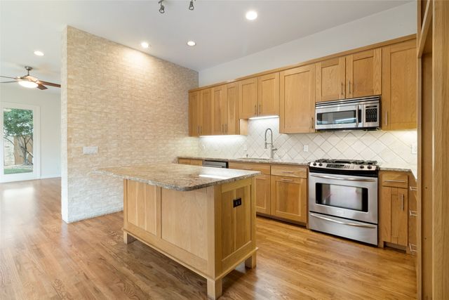 5122 Vickery Boulevard, Dallas, TX 75206
