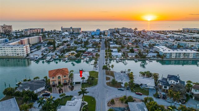 370 59TH AVENUE, St Pete Beach, FL 33706