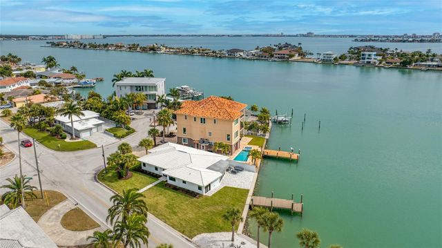 370 59TH AVENUE, St Pete Beach, FL 33706