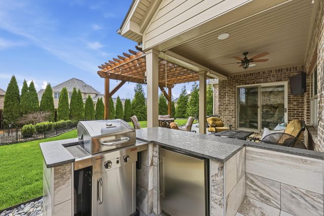 2483 Pascoli Place, Lexington, KY 40509