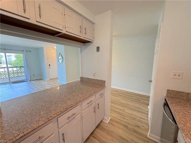741 W Ocean View Ave Apt B, Norfolk, VA 23503