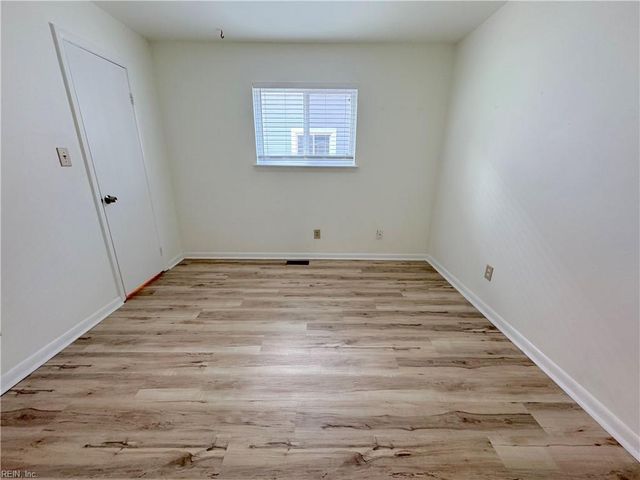 741 W Ocean View Ave Apt B, Norfolk, VA 23503