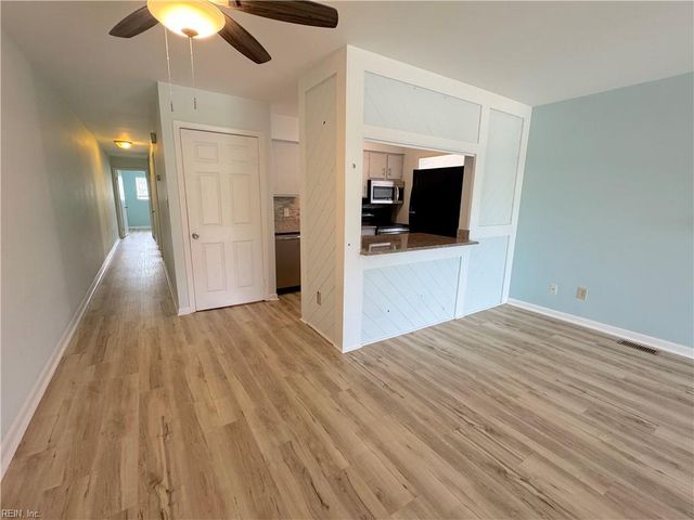 741 W Ocean View Ave Apt B, Norfolk, VA 23503