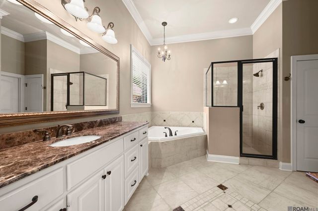 35390 Oakcrest Dr, Geismar, LA 70734