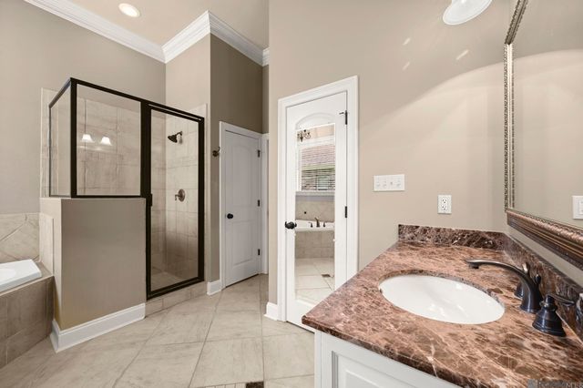 35390 Oakcrest Dr, Geismar, LA 70734