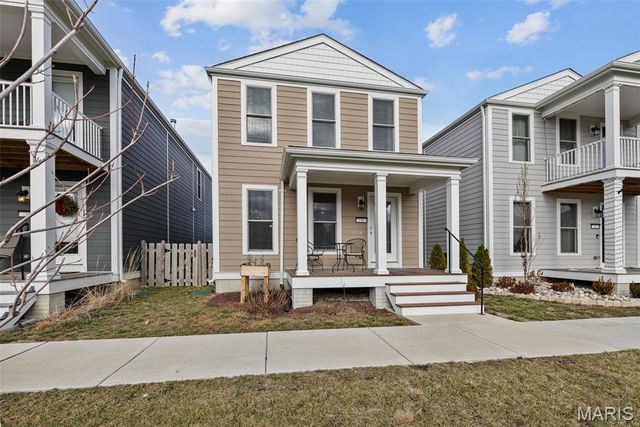 196 Tiber Way, St Charles, MO 63301