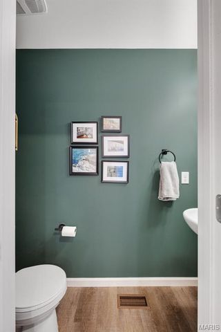 196 Tiber Way, St Charles, MO 63301