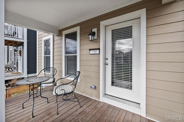 196 Tiber Way, St Charles, MO 63301