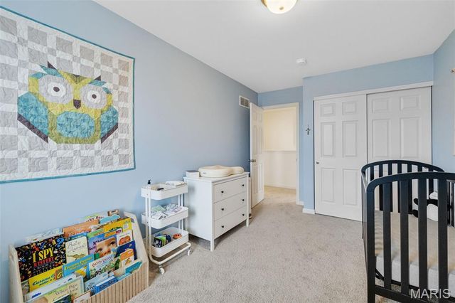 196 Tiber Way, St Charles, MO 63301