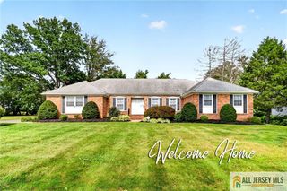 140 Plainsboro Road, Cranbury, NJ 08512