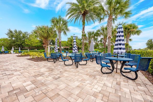 758 GRAND HILLTOP DRIVE, Apopka, FL 32703