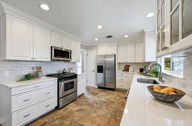 8007 Davis Mountain CV, Austin, TX 78726